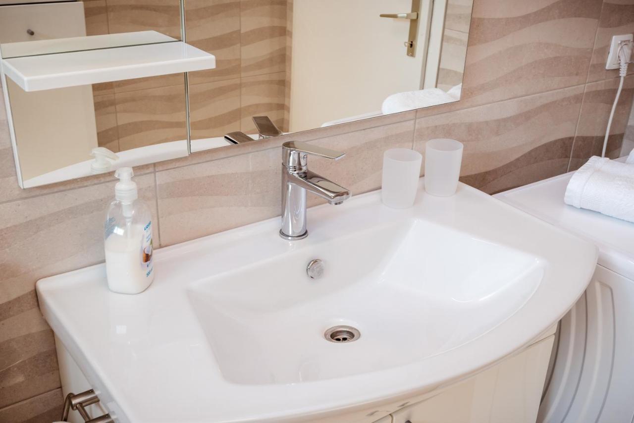 Apartman Galov Metkovic Exterior photo